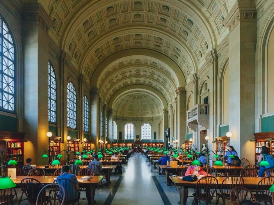 Distinctive library architecture across US campuses